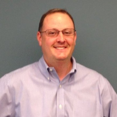 Headshot of Derek Nelson